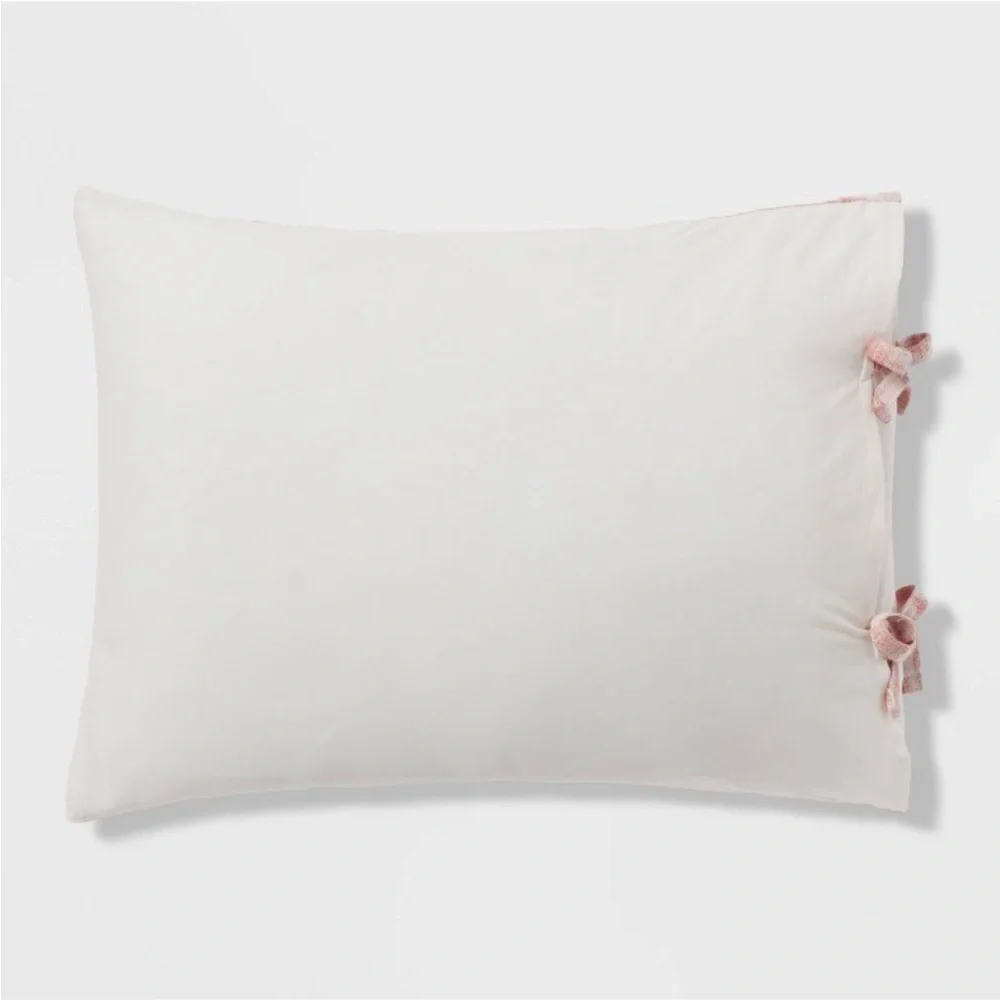 THRESHOLD NWT yarn dye ikat duvet cover and shams -ivory/mauve -king